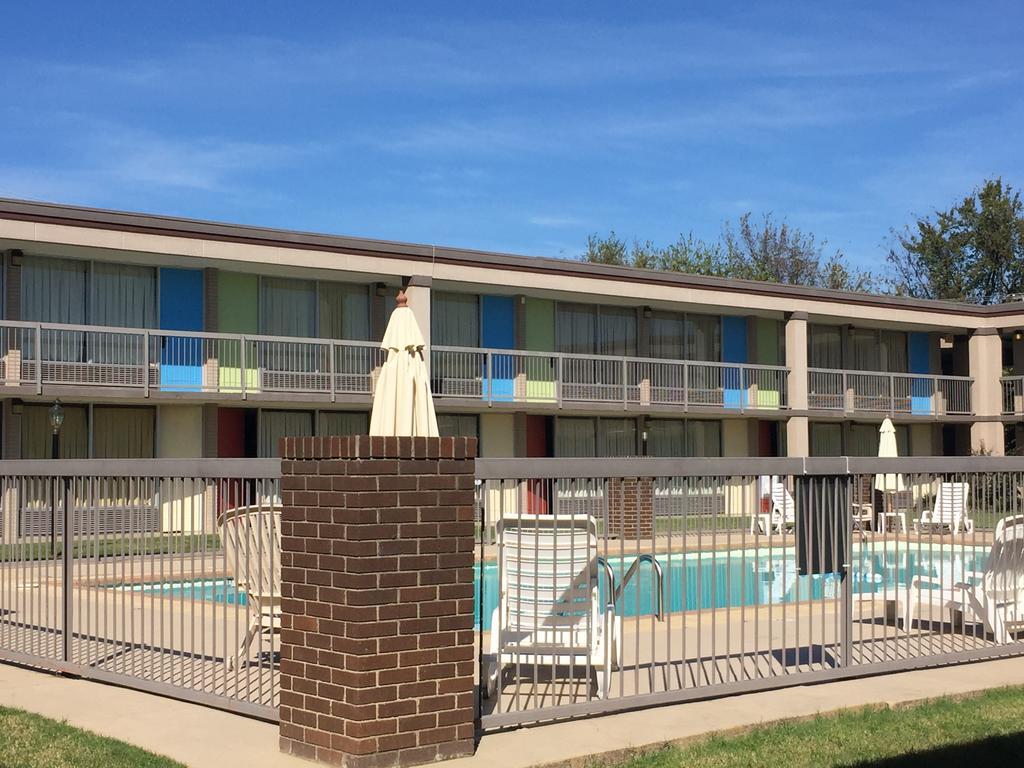 River Rock Hotel 마운틴홈 외부 사진